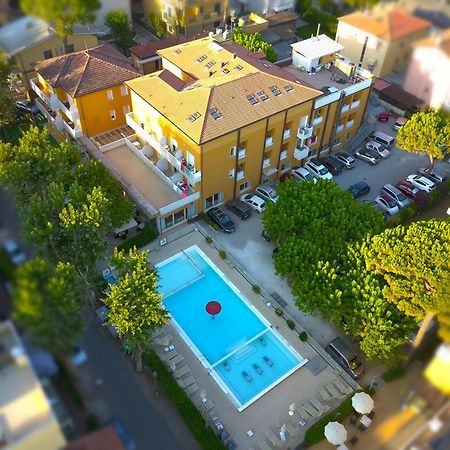 Hotel Giuliana Cervia Esterno foto