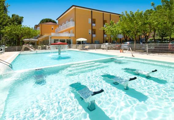 Hotel Giuliana Cervia Esterno foto