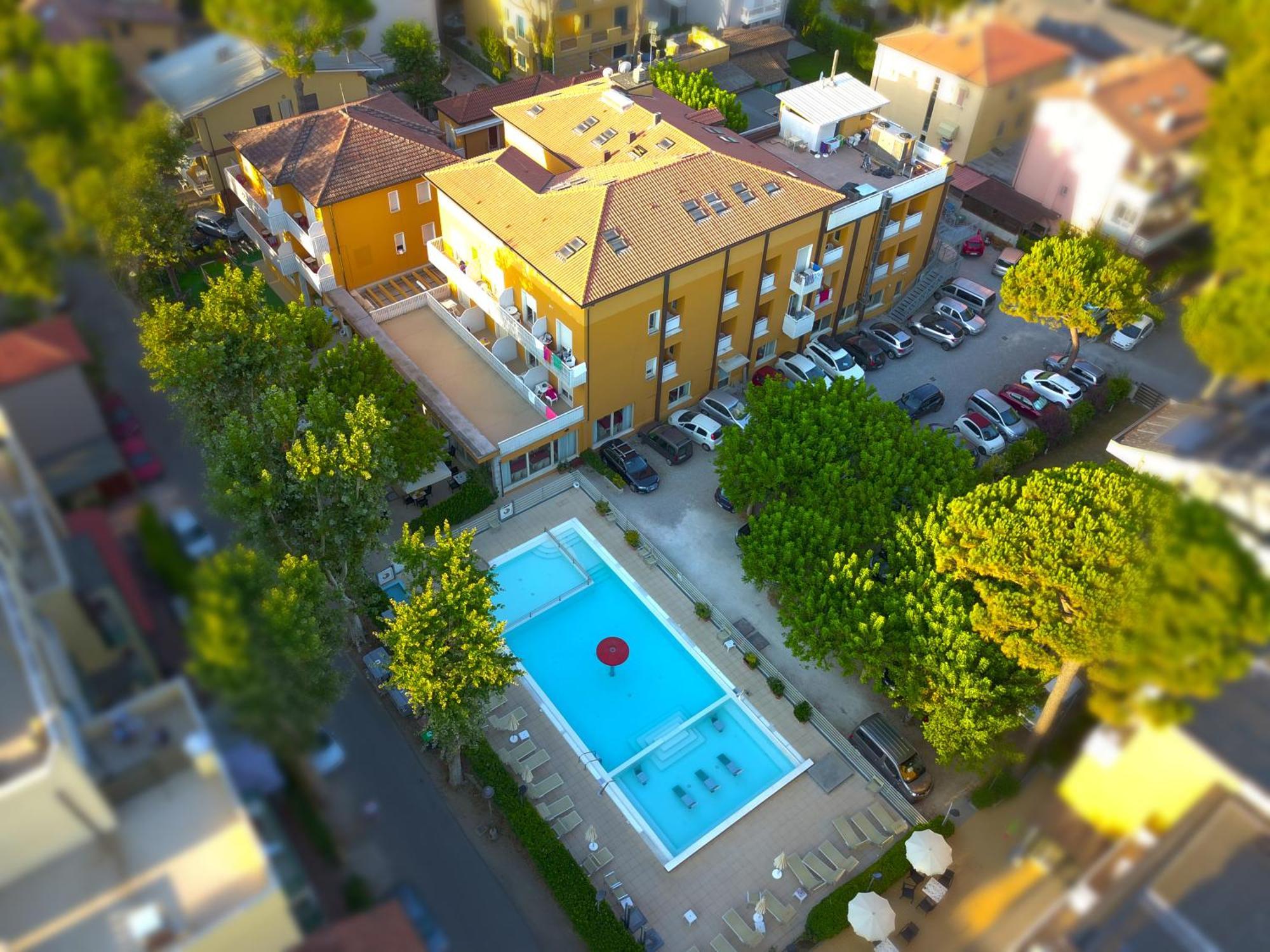 Hotel Giuliana Cervia Esterno foto