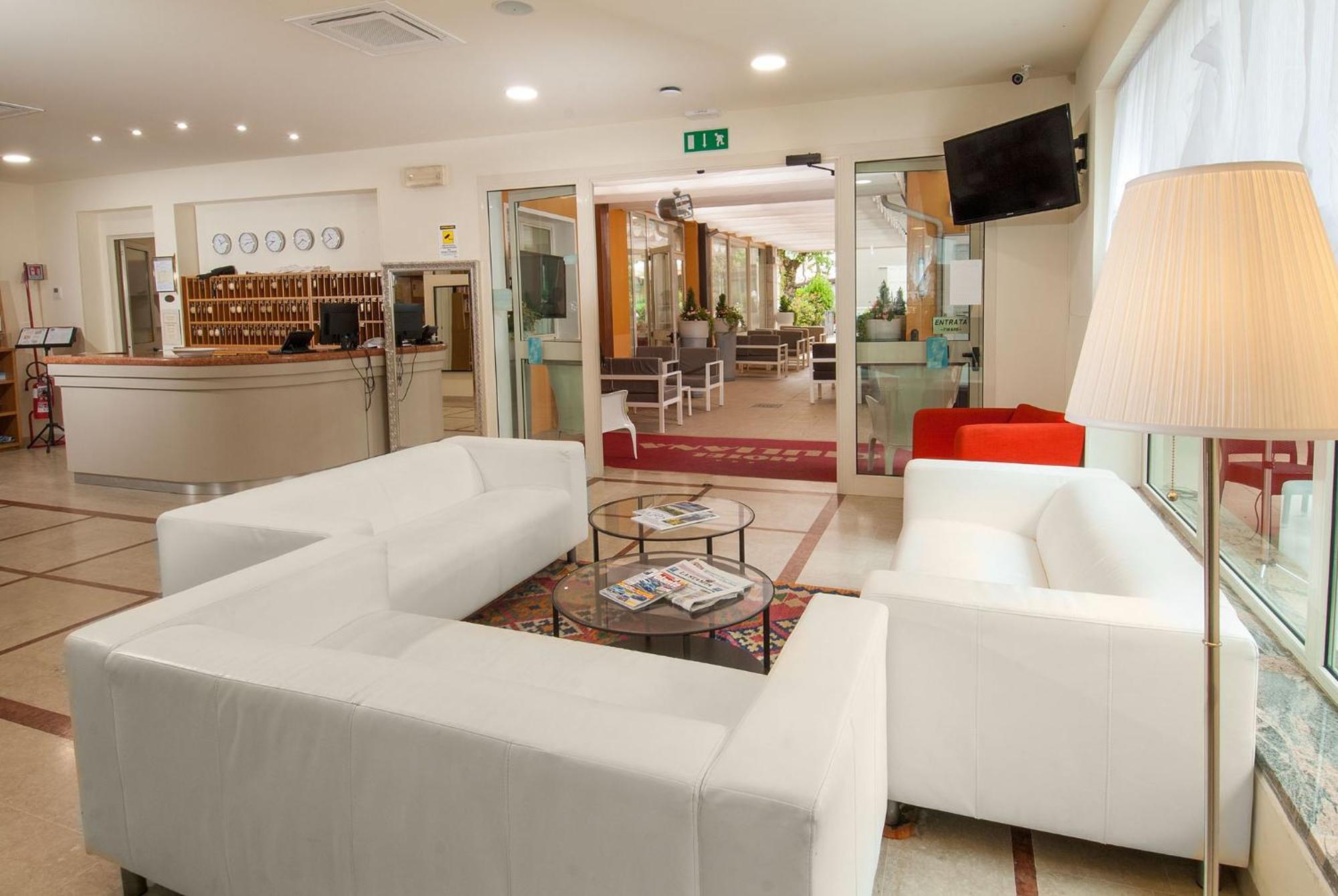 Hotel Giuliana Cervia Esterno foto
